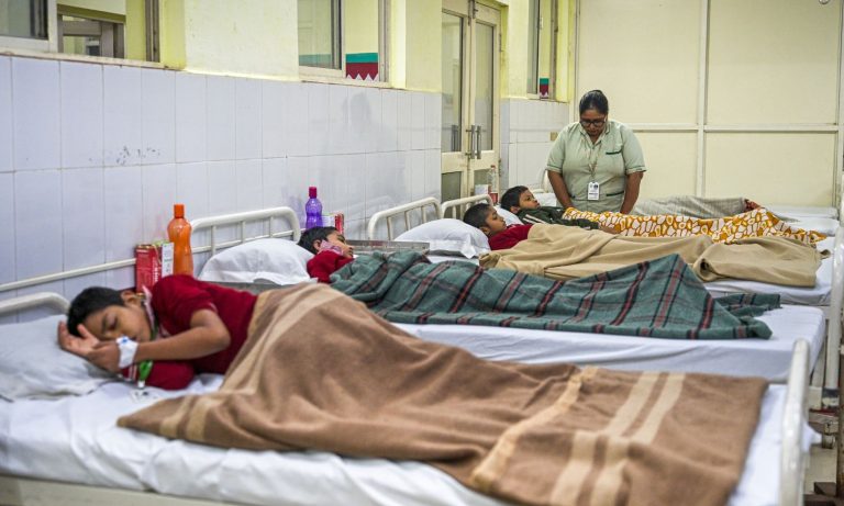  KISS Hospital: Round-the-Clock Care